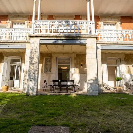 Very Nice Flat In Typical Arcachonnaise - 300m From The Beach Apartment Arcachon