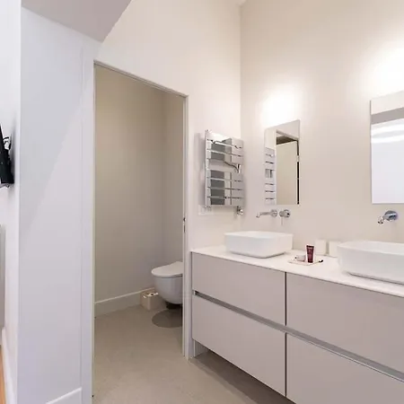 Very Nice Flat In Typical Arcachonnaise - 300m From The Beach 아르카숑